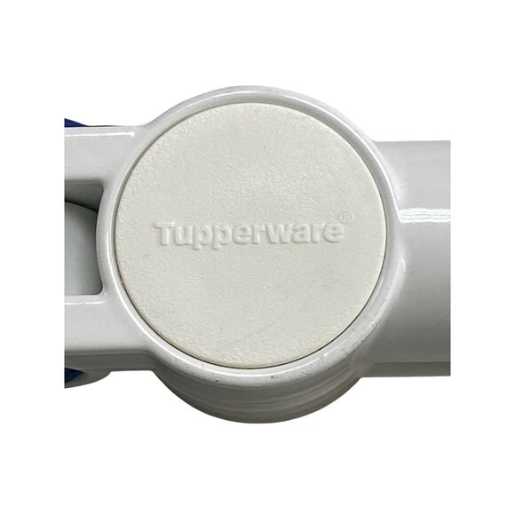Tupperware White & Blue Garlic Press - Picture 5 of 6